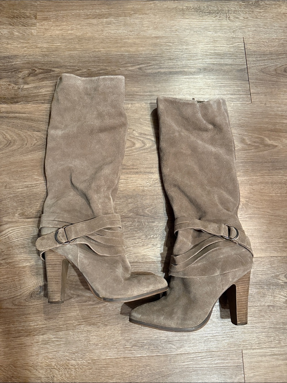 Carlos Mystery Knee High Tan Suede Boots Sz 10